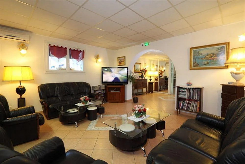 Hotel Eden Martigues 3*,  France